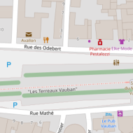 Samedi 9 mars, sur le marché, trois conseillères municipales informaient les passants d'un projet d'aménagement de la place, en leur proposant d'apporter leurs idées.